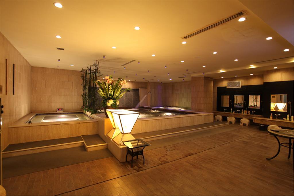 Ruiwan New Century Hotel Tianjin Exterior photo