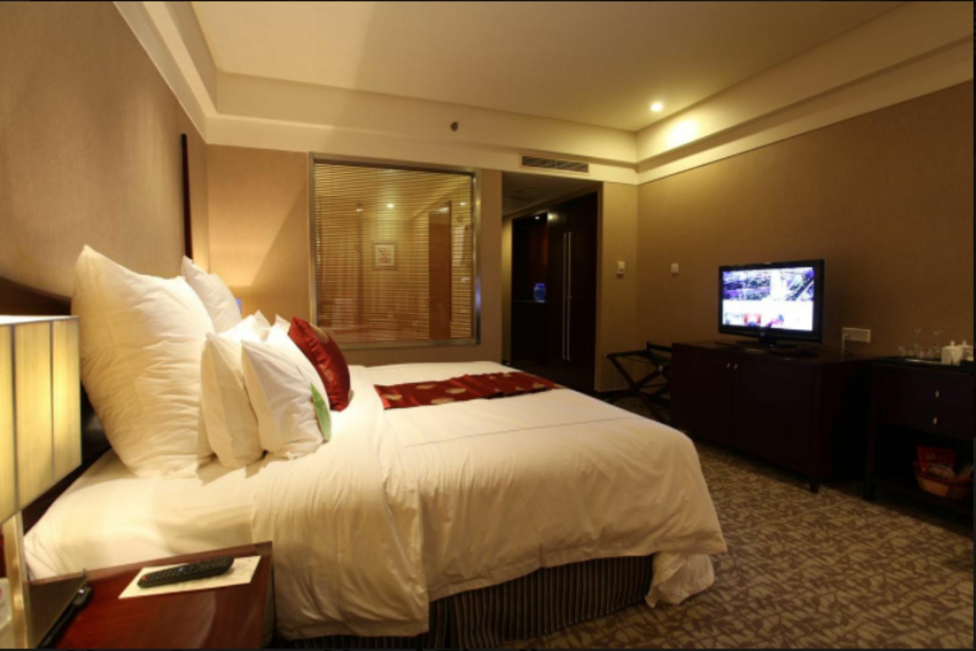 Ruiwan New Century Hotel Tianjin Exterior photo